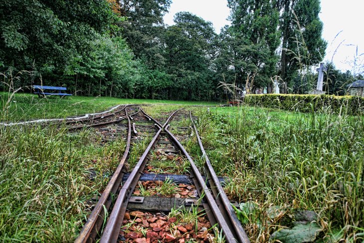 Railway+Tracks+Kirkstall.jpg